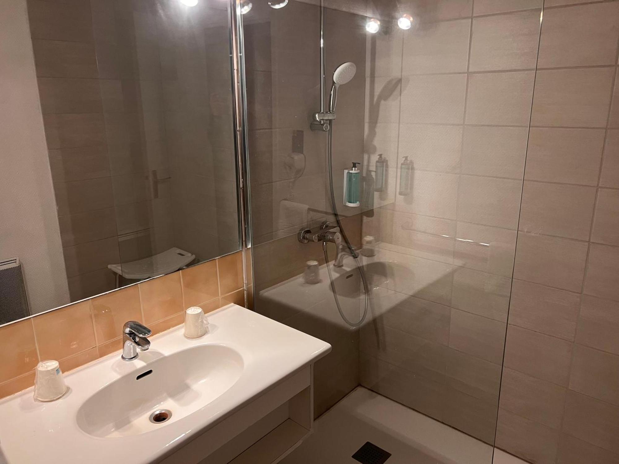 Golf De La Carte Hotel 3*